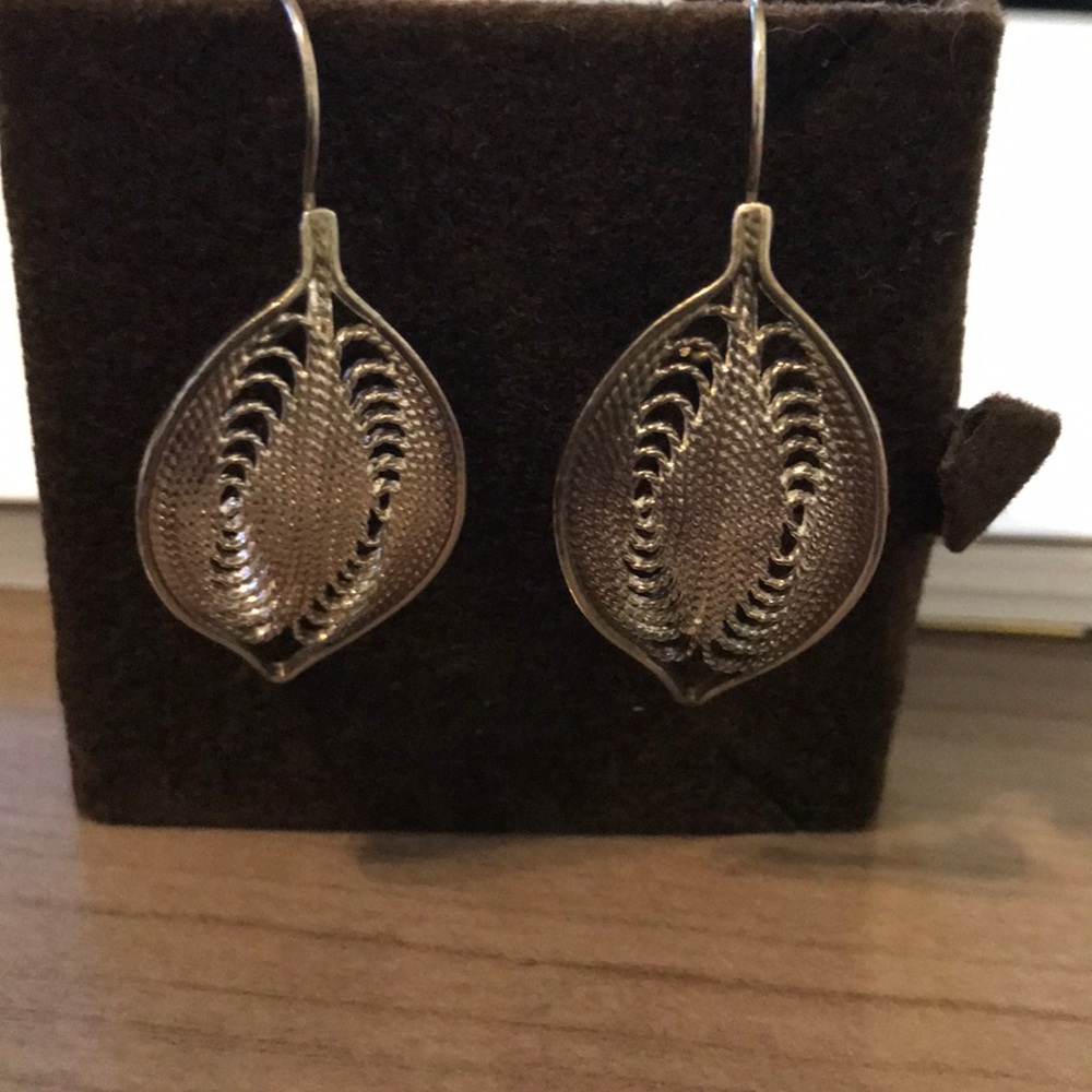 Leaf shaped earrings